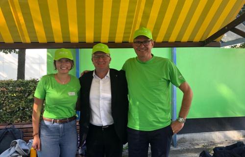 Beim Hopp-La Baar mit Soraya Zwyer und Gemeindepräsident Walter Lipp.